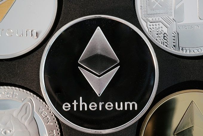 Predviđanje cijene Ethereuma: ETH novčić.